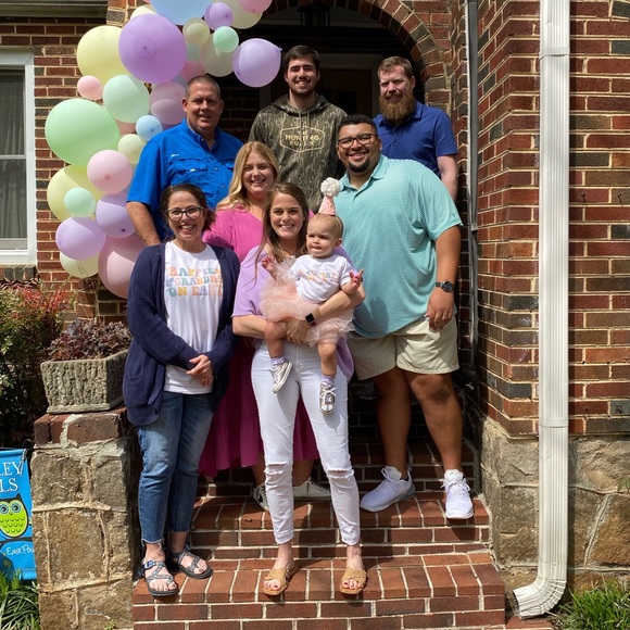 Meet your Posher, Stacey - Picture 2 of 4